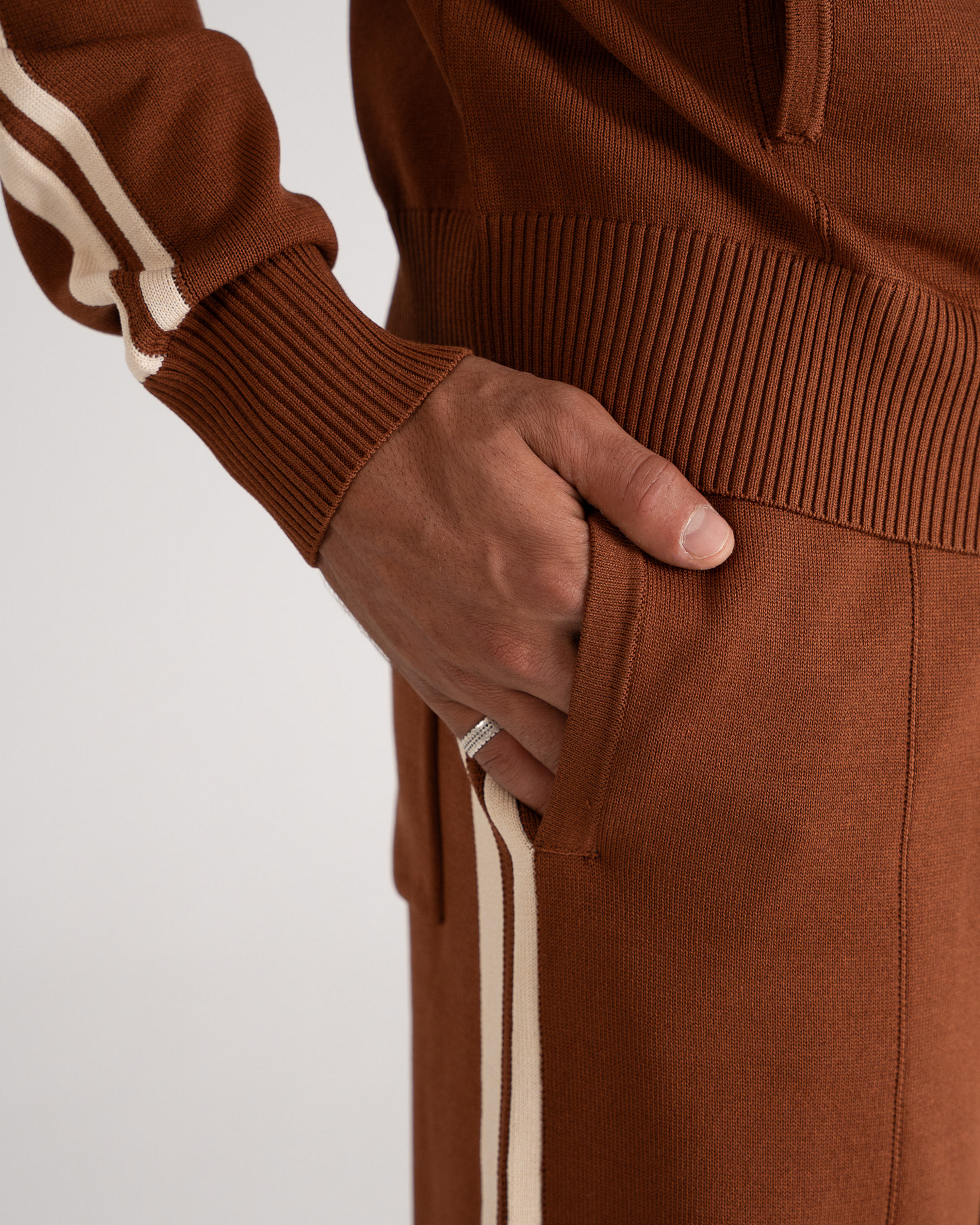 Trail Knitted Trackpants Brown