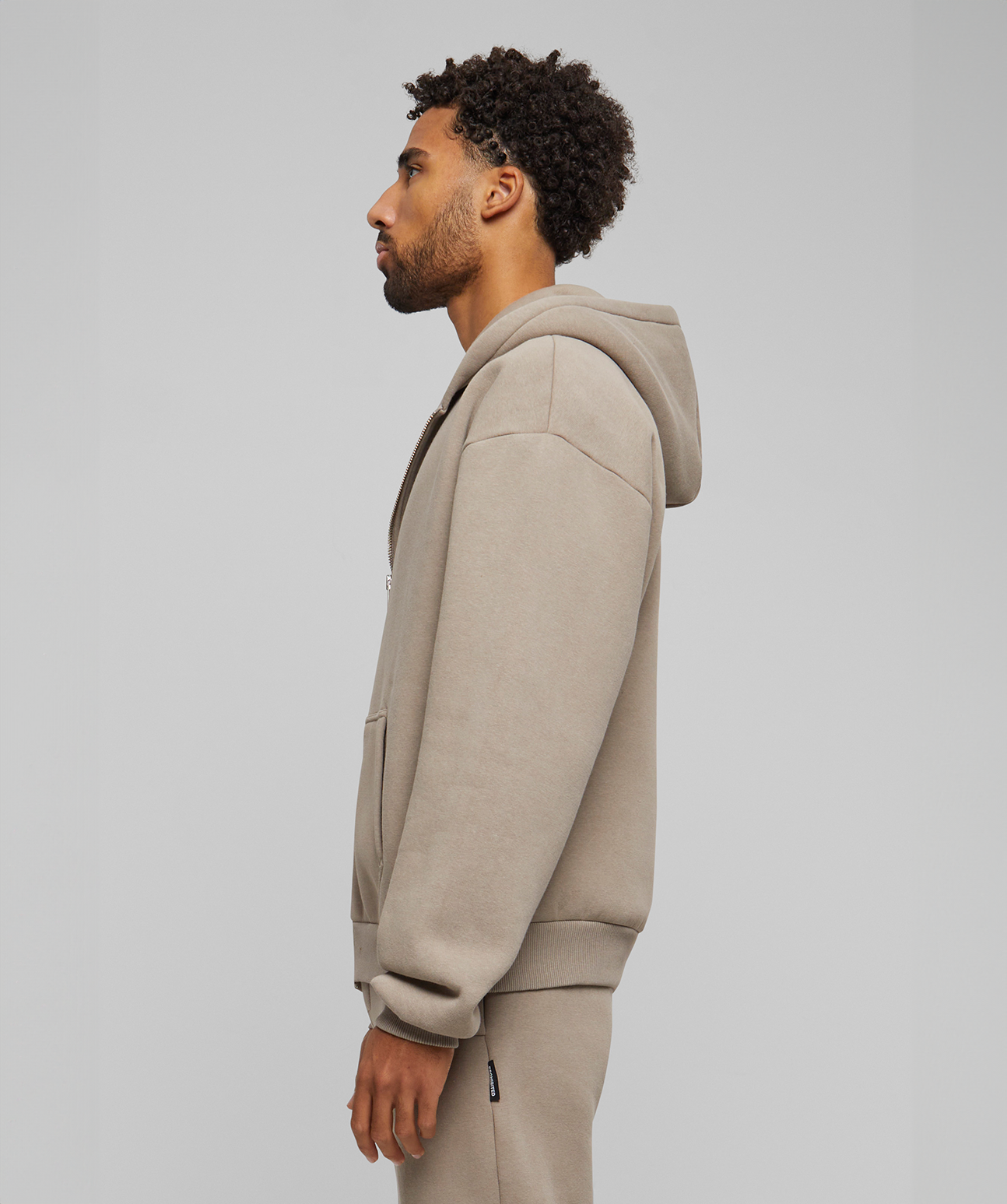 Urban Edge - Oversized Zip Hoodie & Sweatpants Set